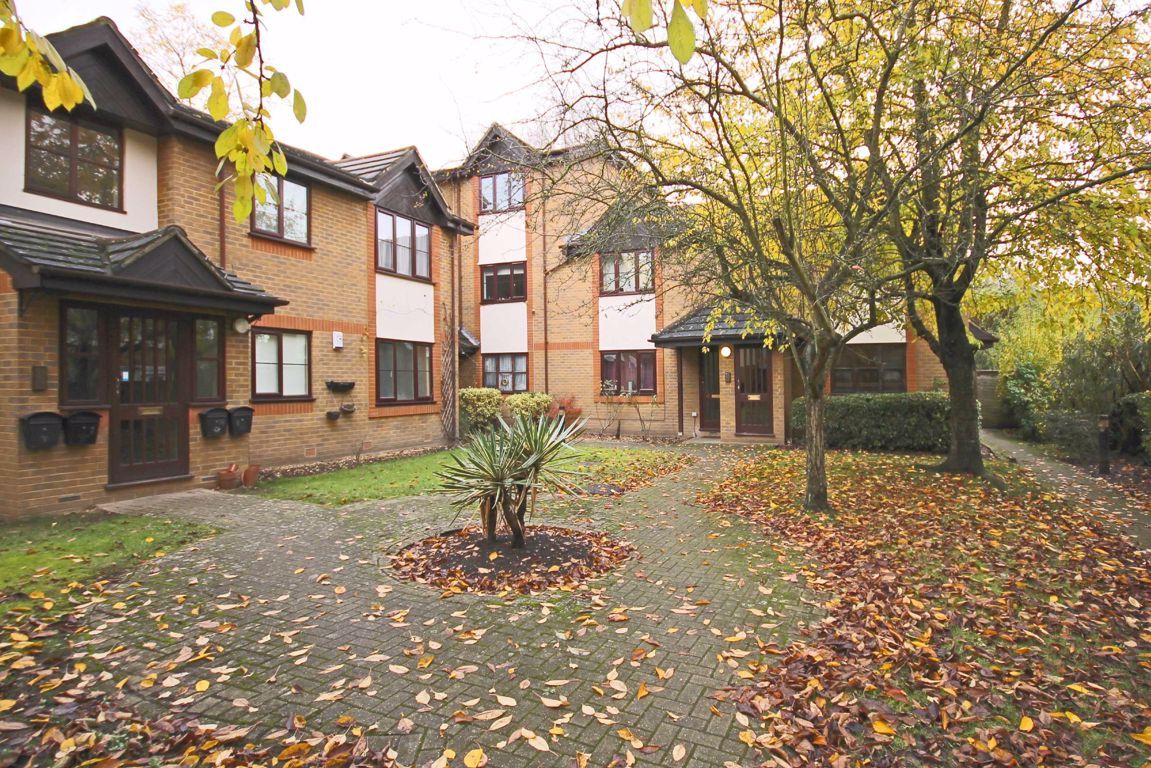 1 bed flat to rent in Manor Vale, Boston Manor Road, Brentford TW8 Zoopla