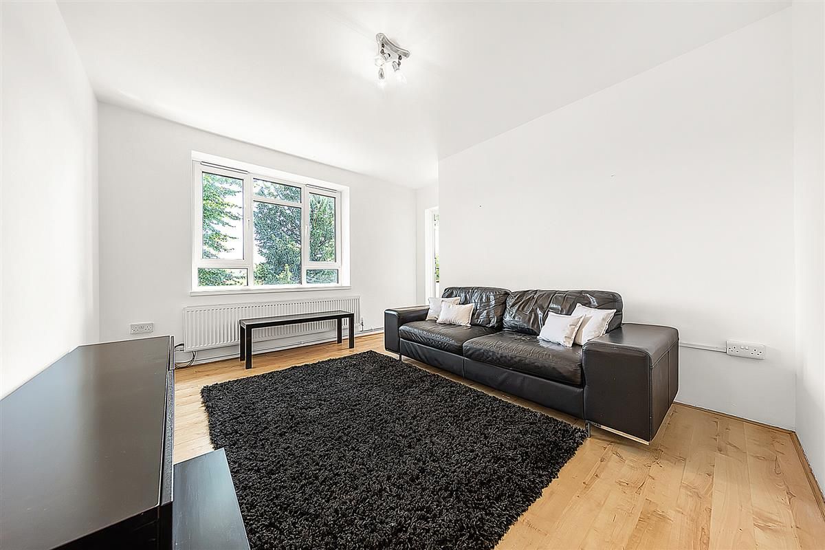 Thornton Gardens, London SW12