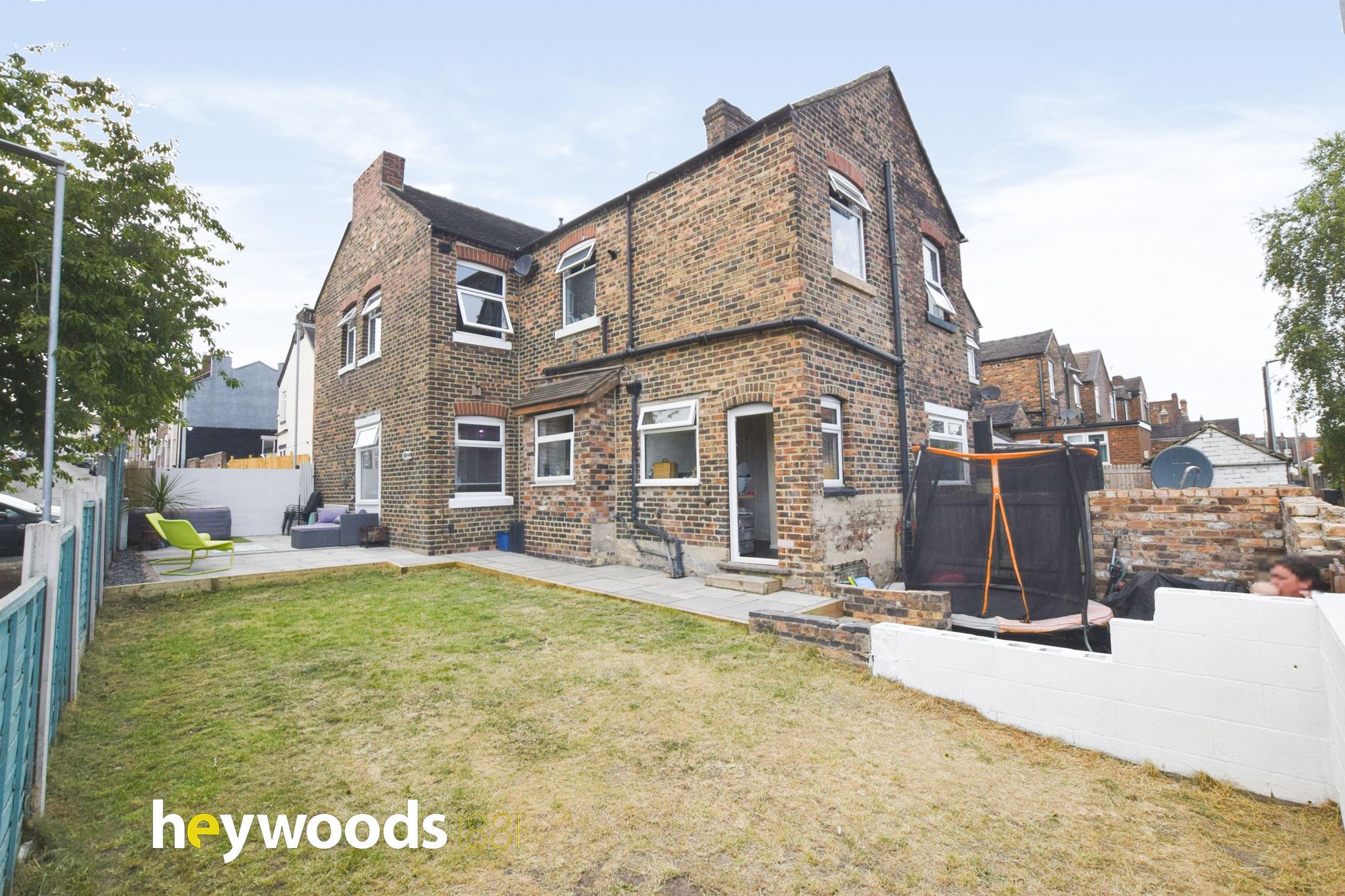 3 bed end terrace house for sale in Oxford Street, Penkhull, Newcastle