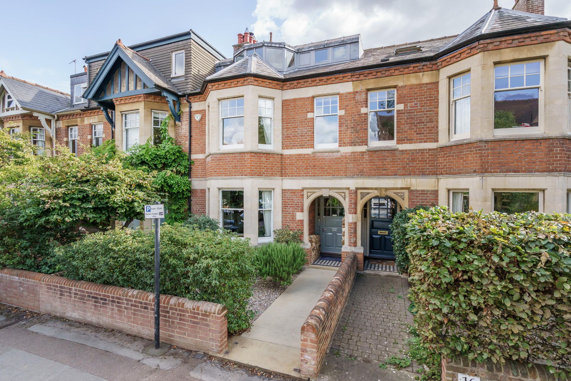 5 bed terraced house for sale in Lonsdale Road, Oxford, Oxfordshire OX2