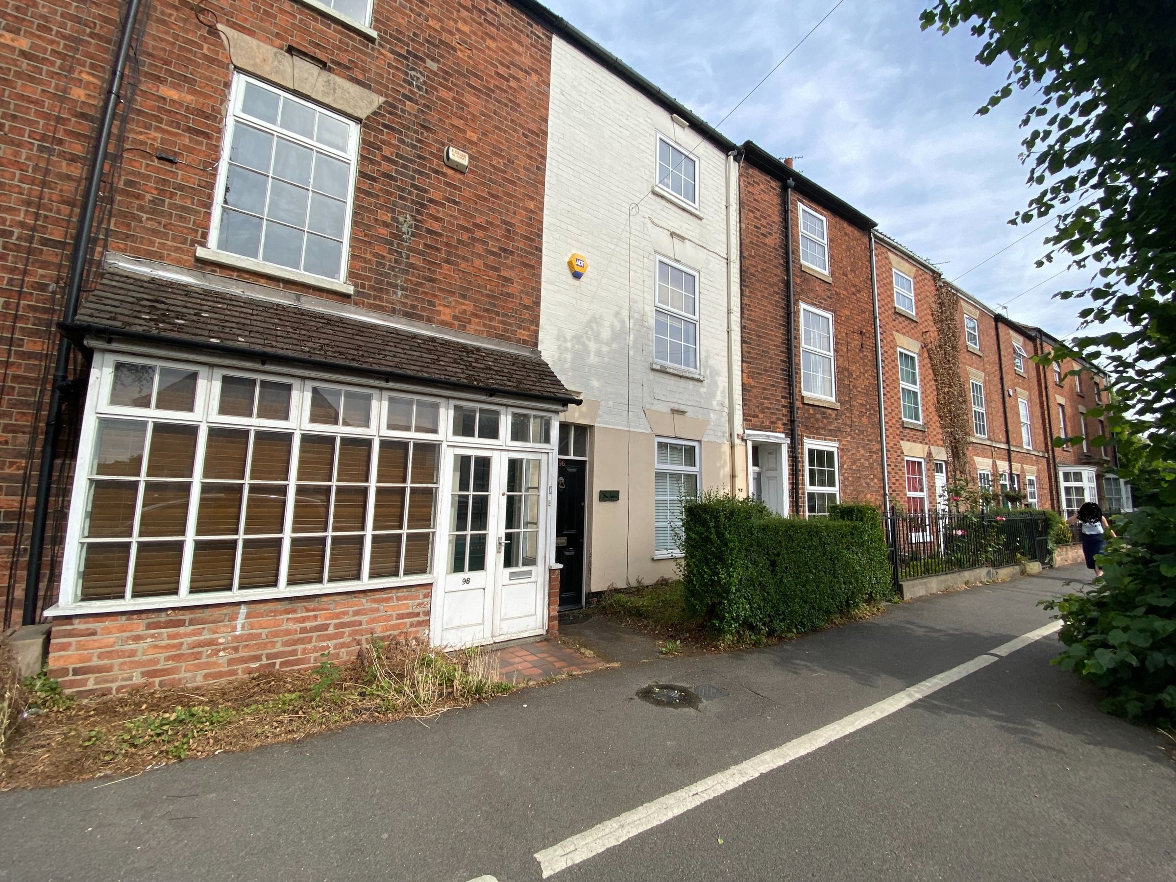 3 bed terraced house for sale in North Parade, Grantham NG31 Zoopla