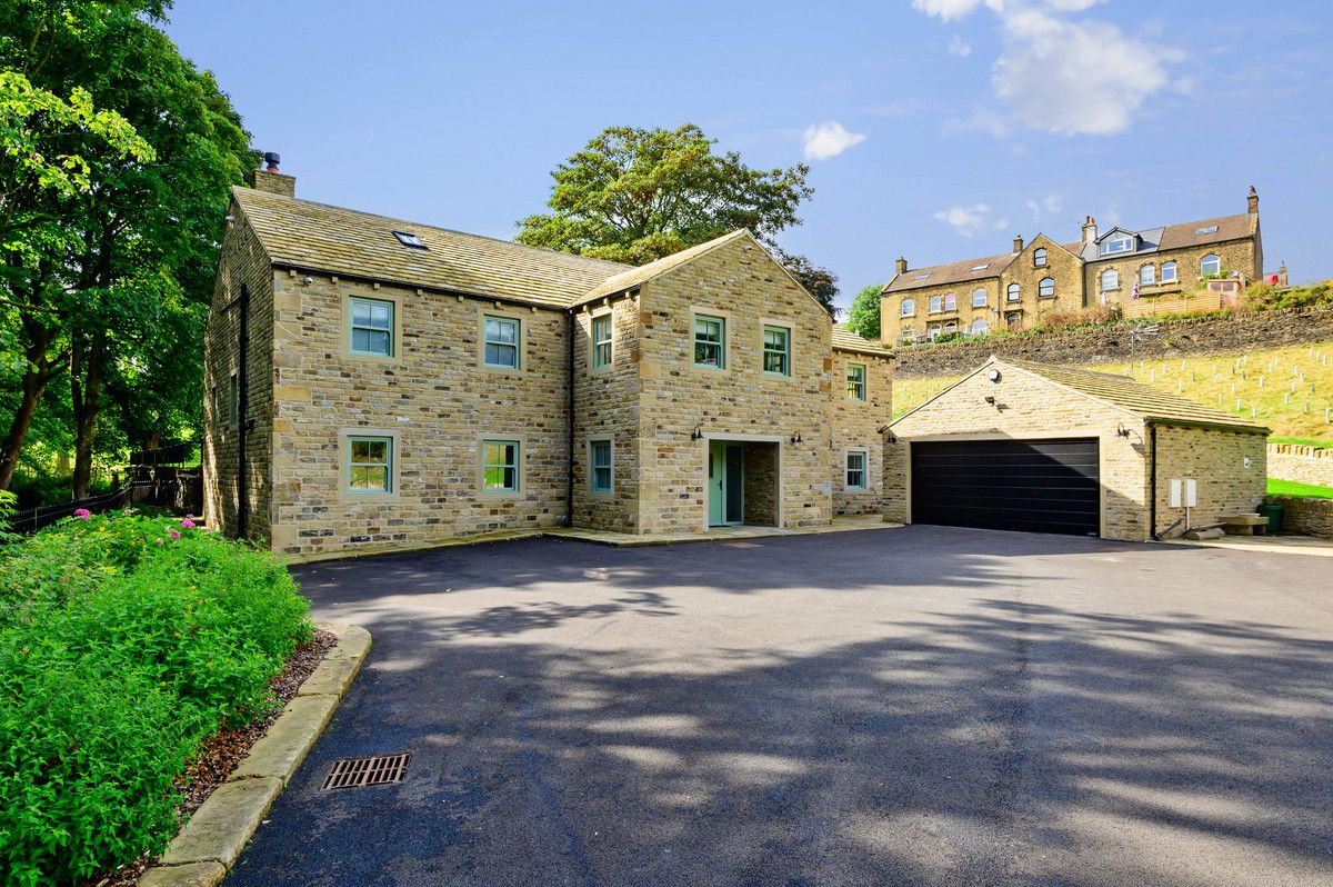 5 bed detached house for sale in Holmfirth Road, Holmfirth HD9 Zoopla