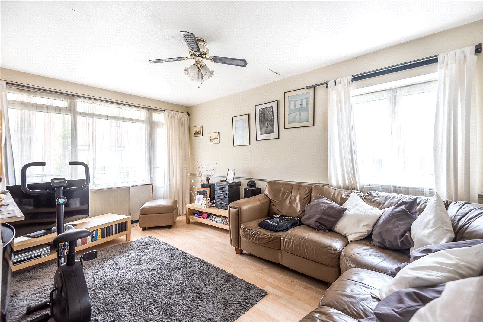 2 bed flat for sale in Champion Park, Camberwell SE5 Zoopla