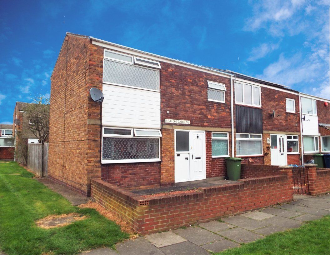 3 bed end terrace house to rent in Heaton Gardens, South Shields NE34