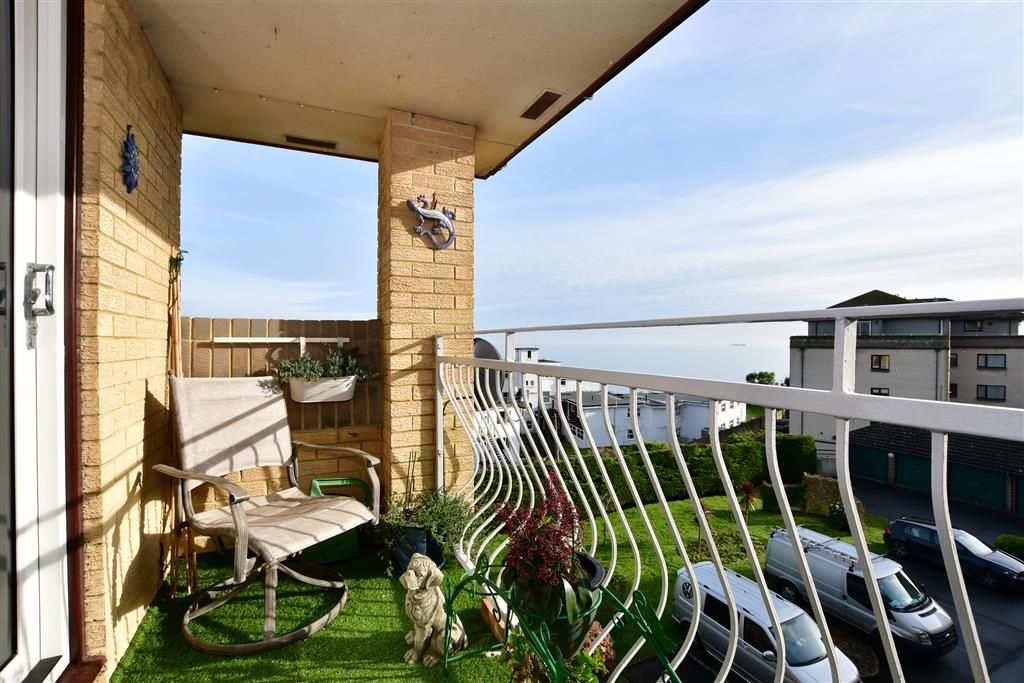 2 bed flat for sale in East Mount Road, Shanklin, Isle Of Wight PO37