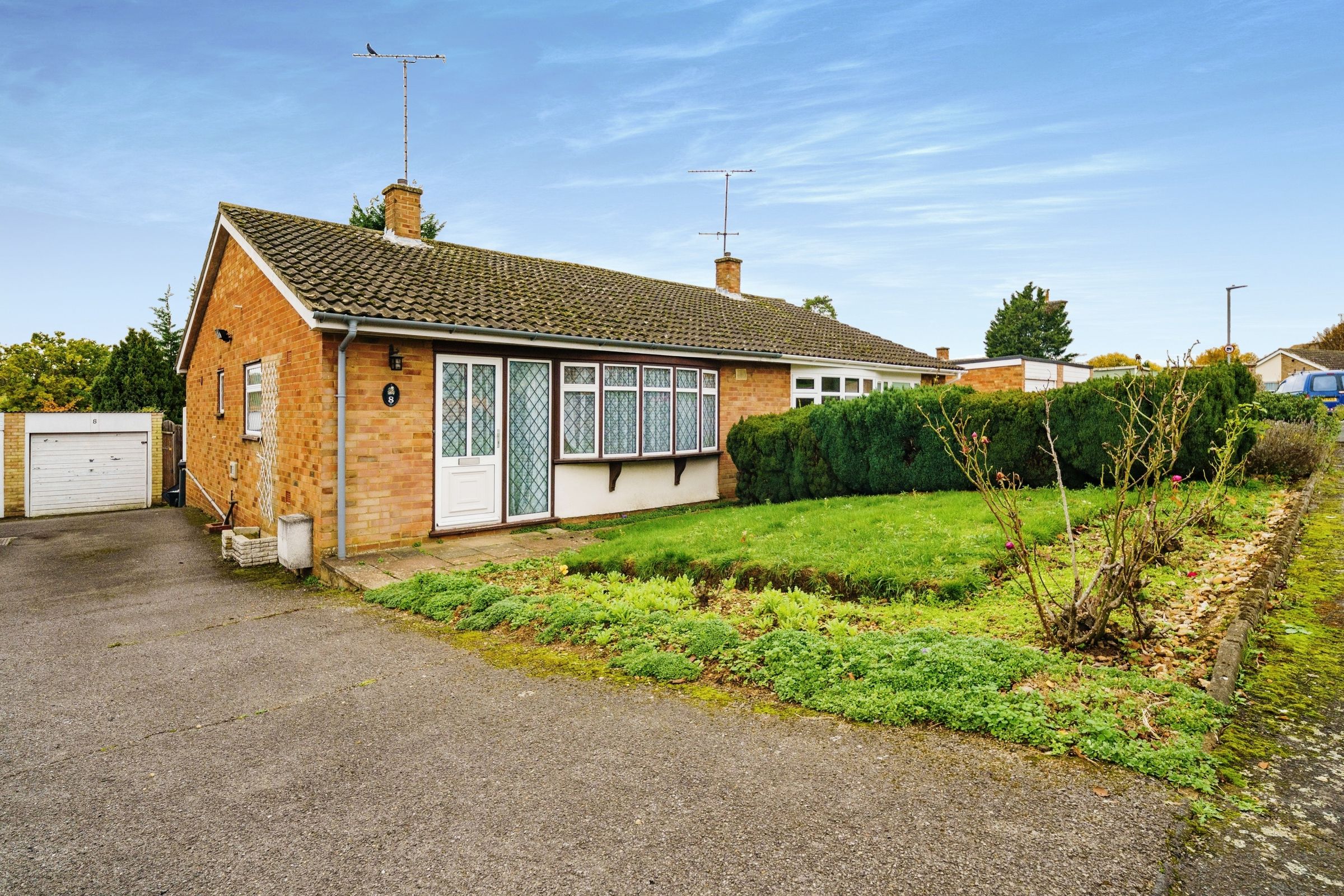 2 bed bungalow for sale in Hazelmere Road, Stevenage SG2 Zoopla
