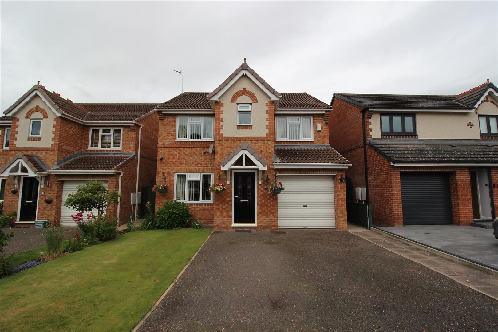 4 bed detached house for sale in Gilderdale Close, Faverdale