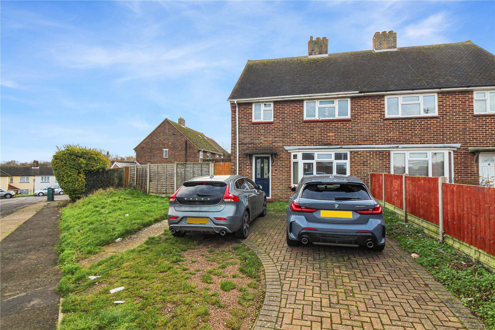 3 bed semidetached house for sale in Arnhem Drive, Chatham, Kent ME5