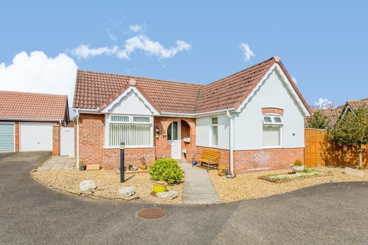 2 bed detached bungalow for sale in Malt Drive, South Brink, Wisbech