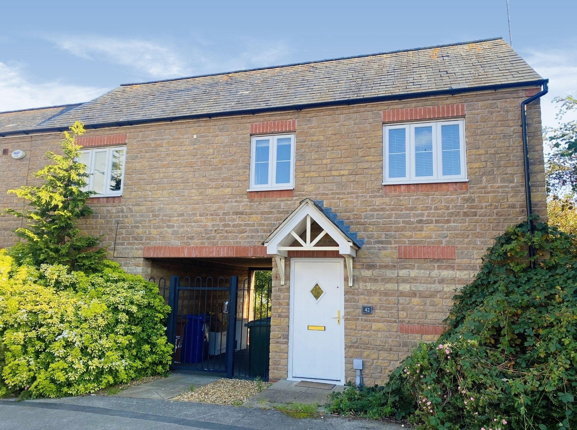 2 bed property to rent in Winter Gardens Way, Banbury, Oxon OX16 Zoopla