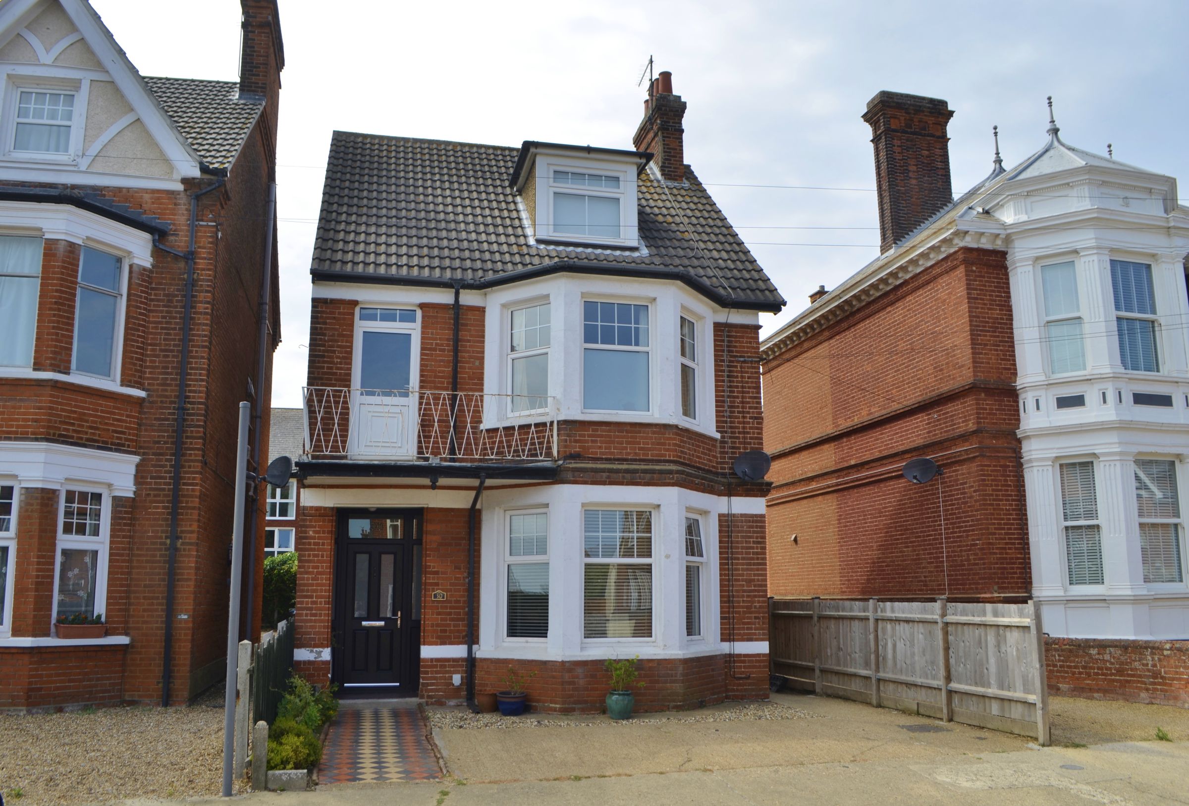 5 bed detached house for sale in Leopold Road, Felixstowe IP11 Zoopla