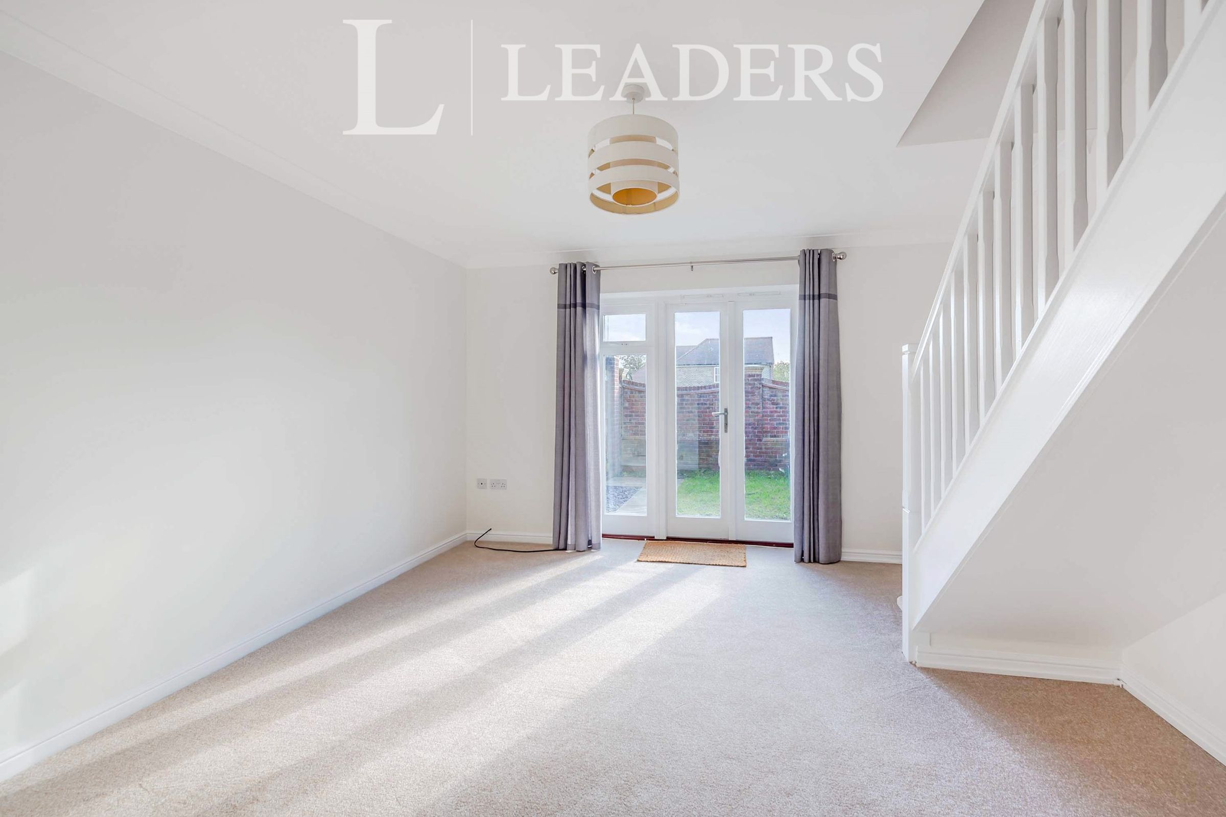 2 bed semidetached house to rent in Holders Close, Billingshurst RH14