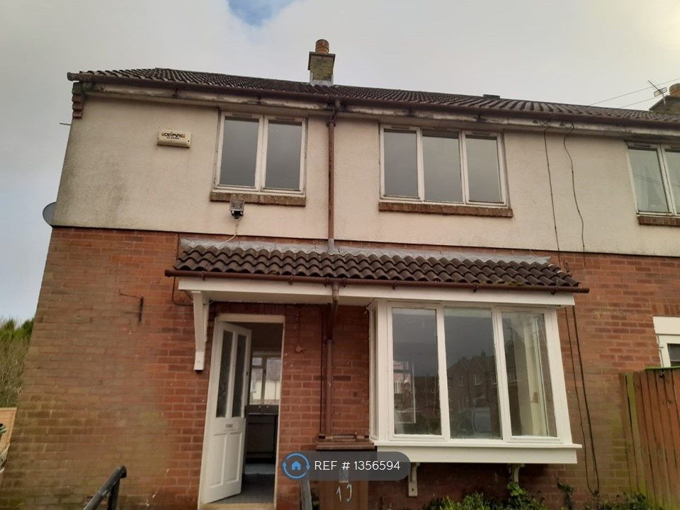 3 bed semidetached house to rent in Viscount Road, Wigan WN5 Zoopla