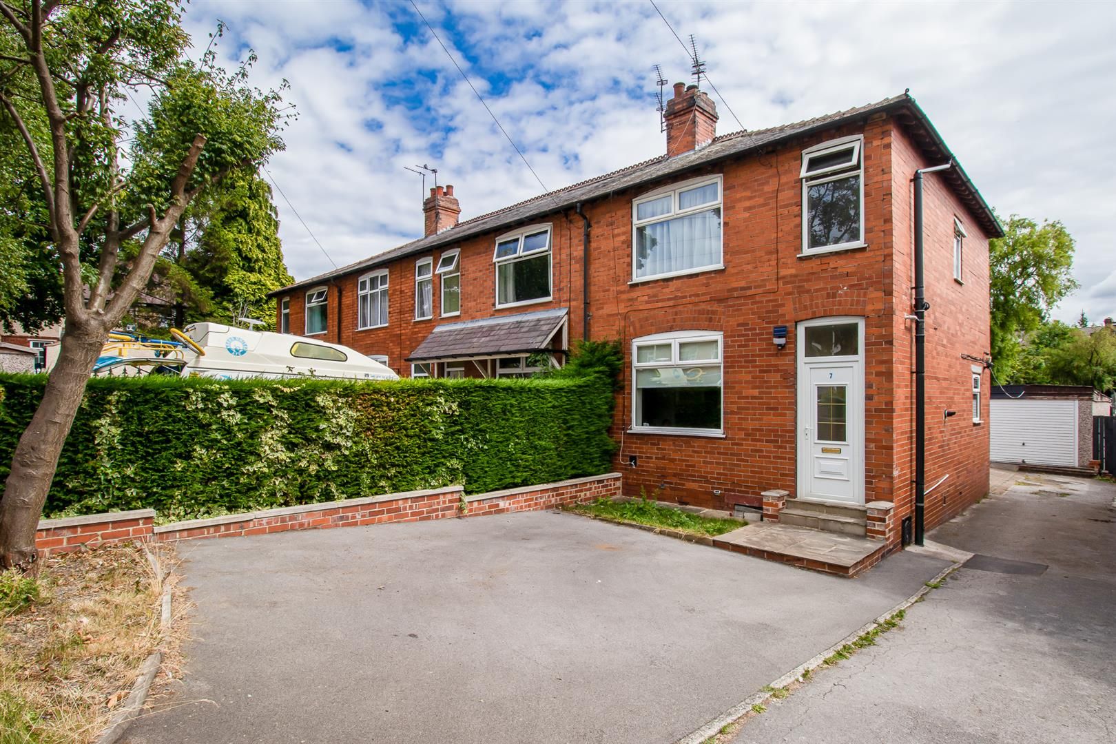 3 bed end terrace house for sale in Darnley Avenue, Wakefield WF2 Zoopla
