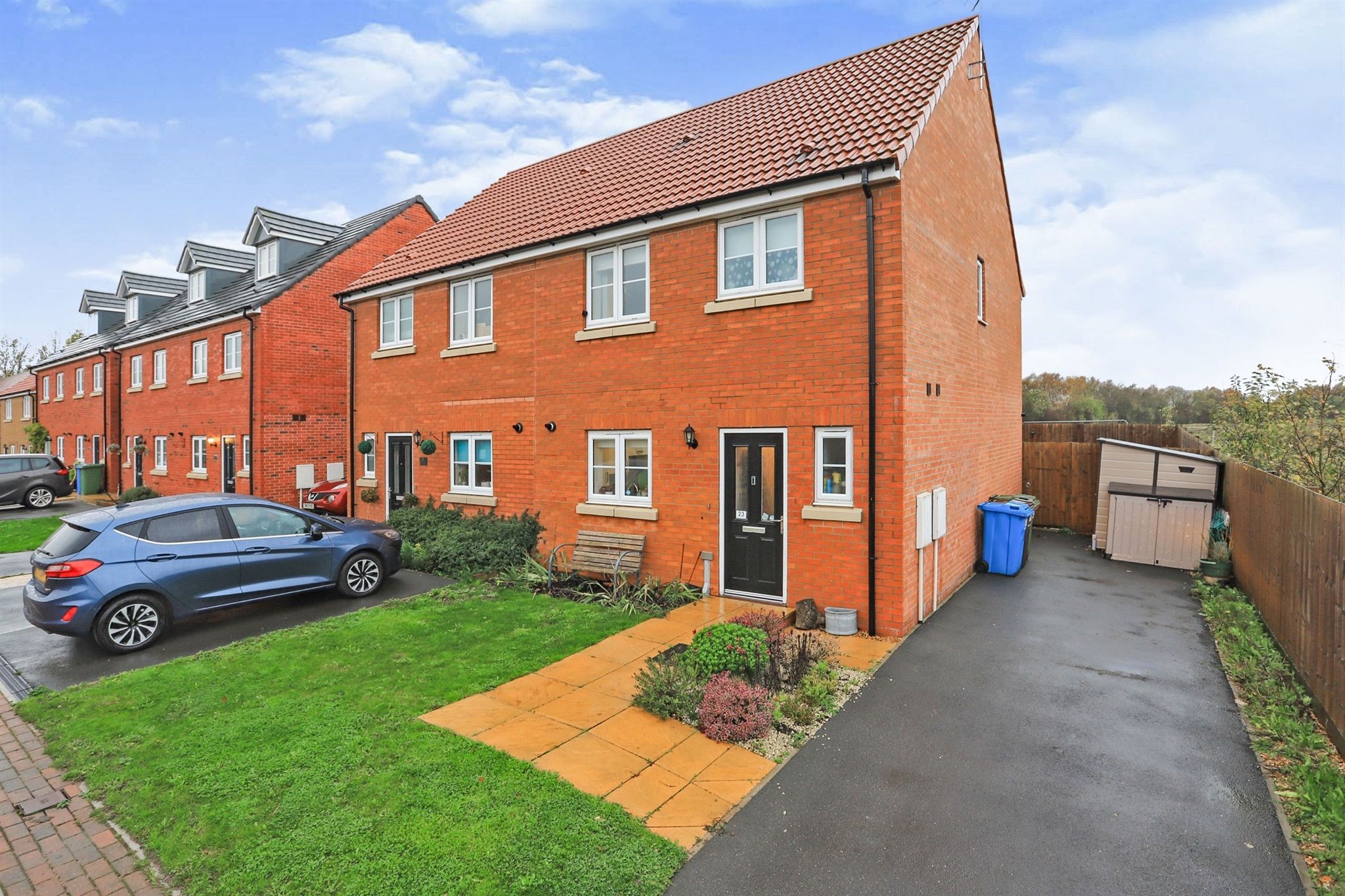 3 bed semidetached house for sale in Chapman Drive, Market Weighton
