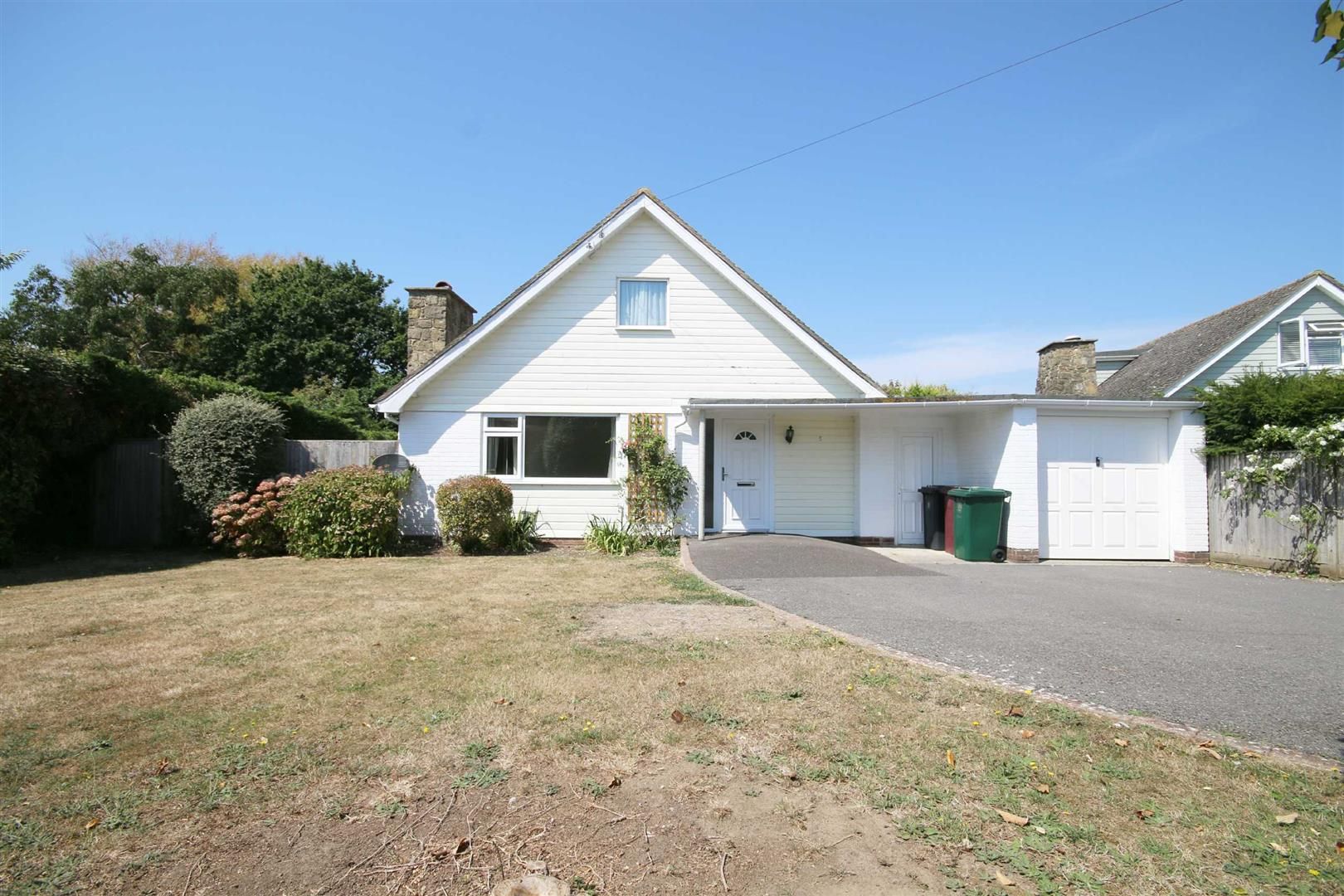 3 bed detached house to rent in The Wad, West Wittering, Chichester