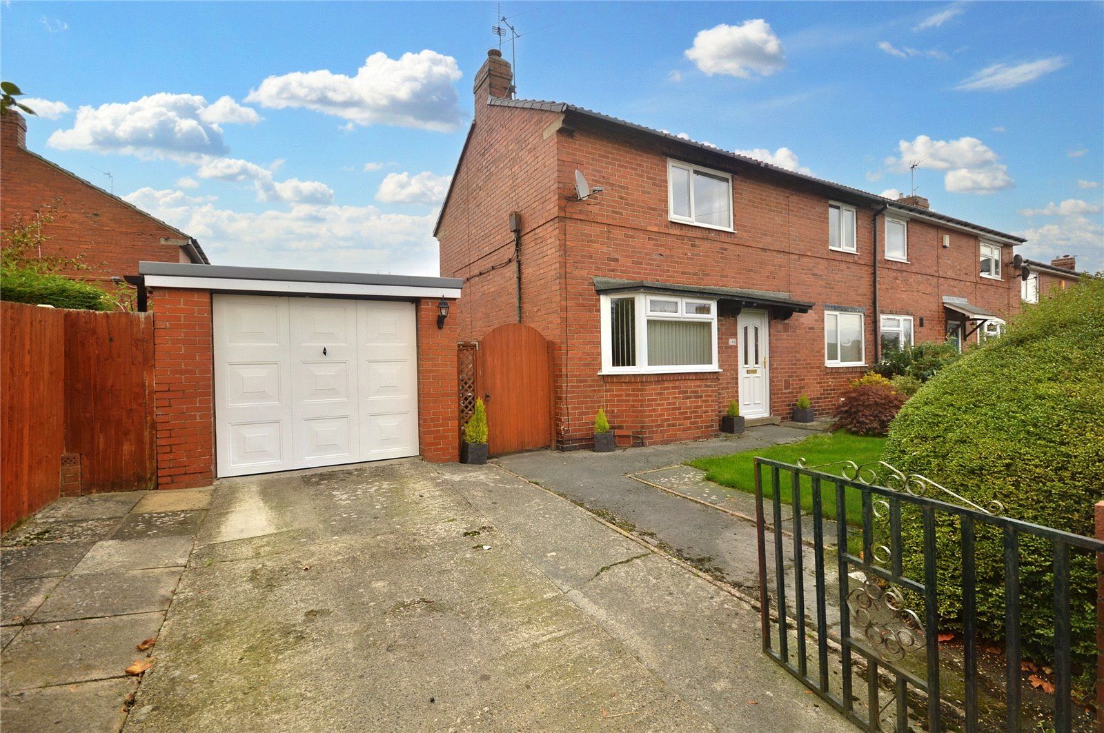 3 bed terraced house for sale in Middleton Park Grove, Leeds, West