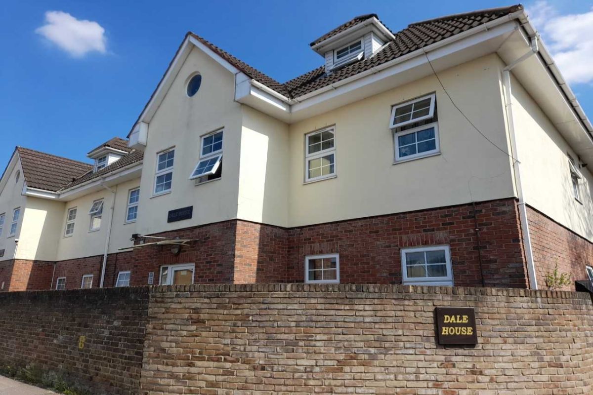 1 bed flat to rent in Dale House, 222 High Street, Langley, Slough SL3