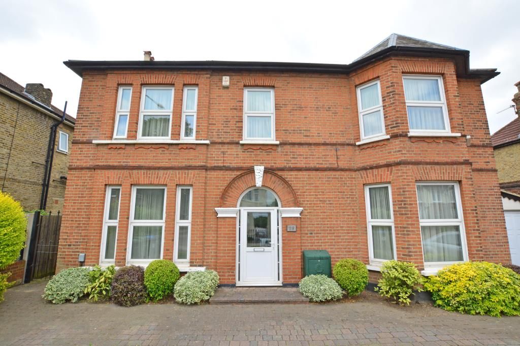 5 bed detached house to rent in Westmount Road, Eltham, London SE9 Zoopla