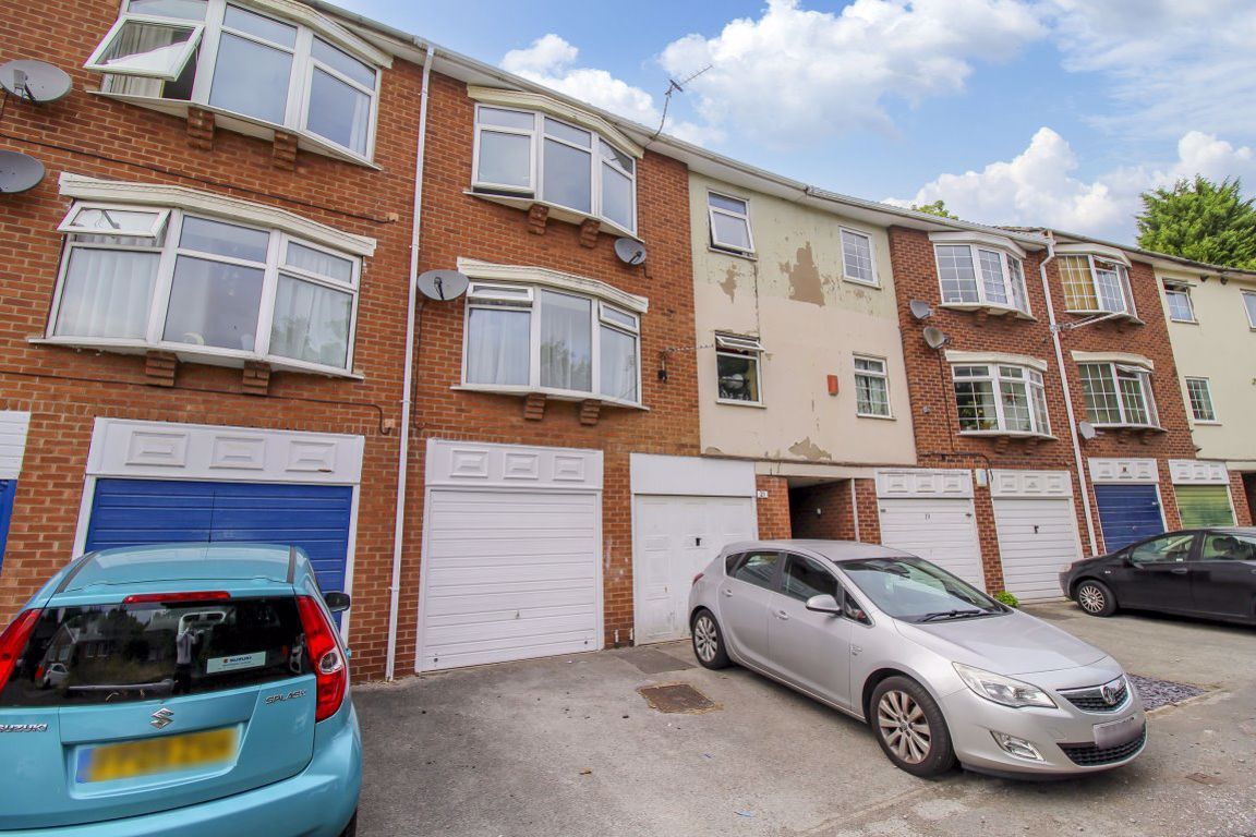 2 bed flat to rent in Belvoir Lodge, Carlton, Nottingham NG4 Zoopla