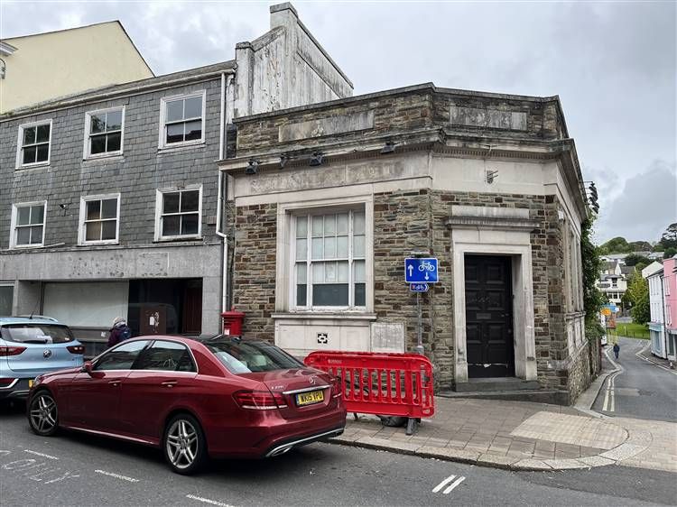 Land to let in Bodmin PL31 Zoopla