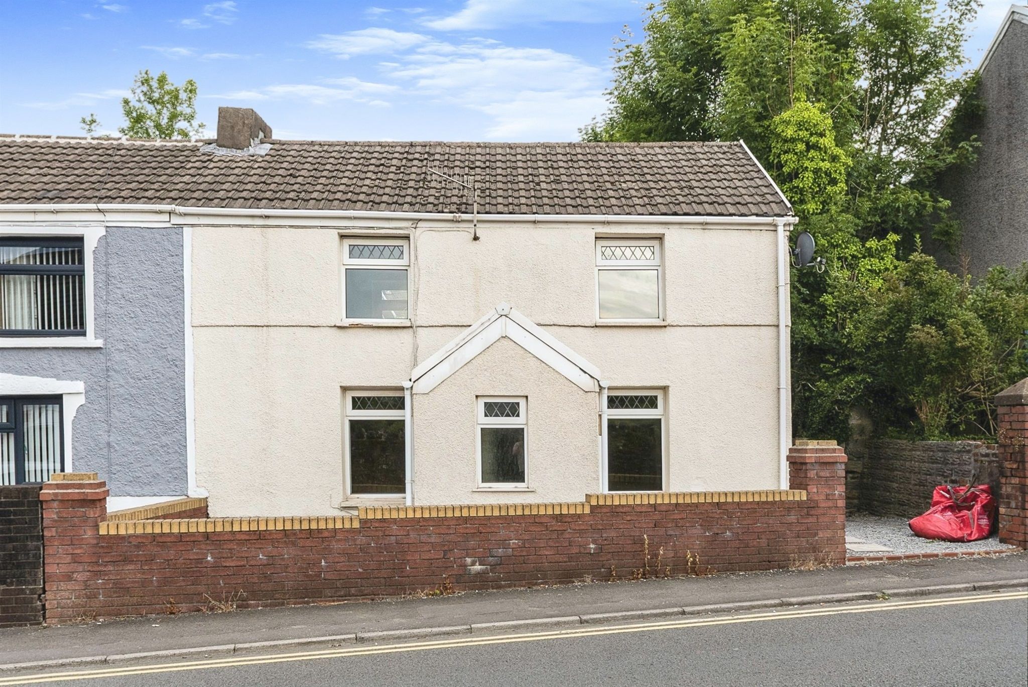 2 bed end terrace house for sale in Bridgend Road, Maesteg CF34 Zoopla
