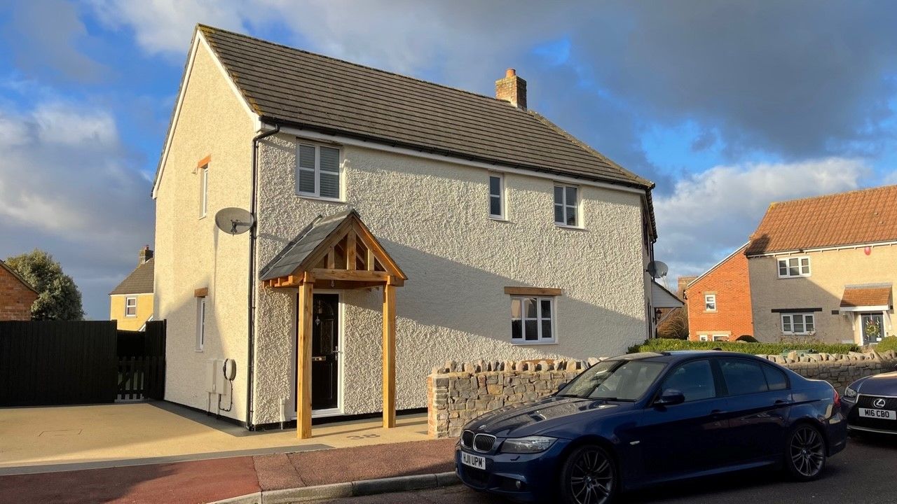 3 bed semidetached house to rent in Cedern Avenue, Elborough, Weston