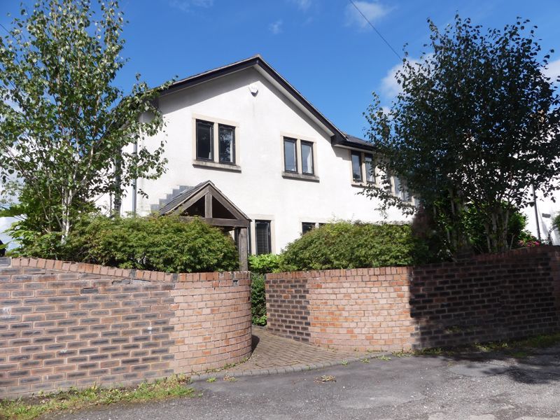 3 bed detached house for sale in Kings Road, AshtonUnderLyne OL6 Zoopla