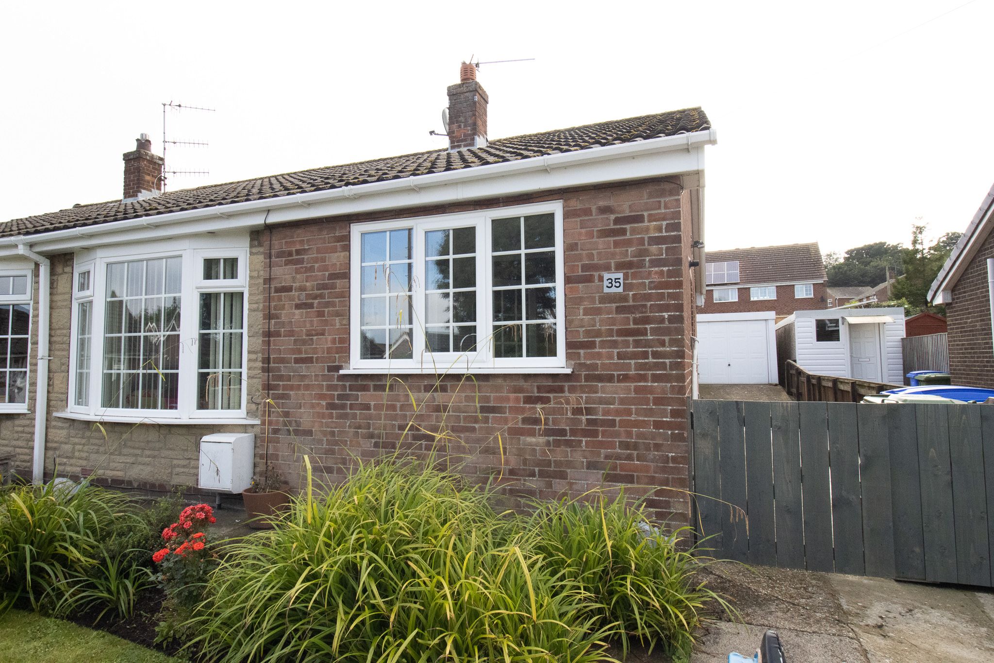 2 bed bungalow for sale in Havercroft Road, Hunmanby YO14 Zoopla