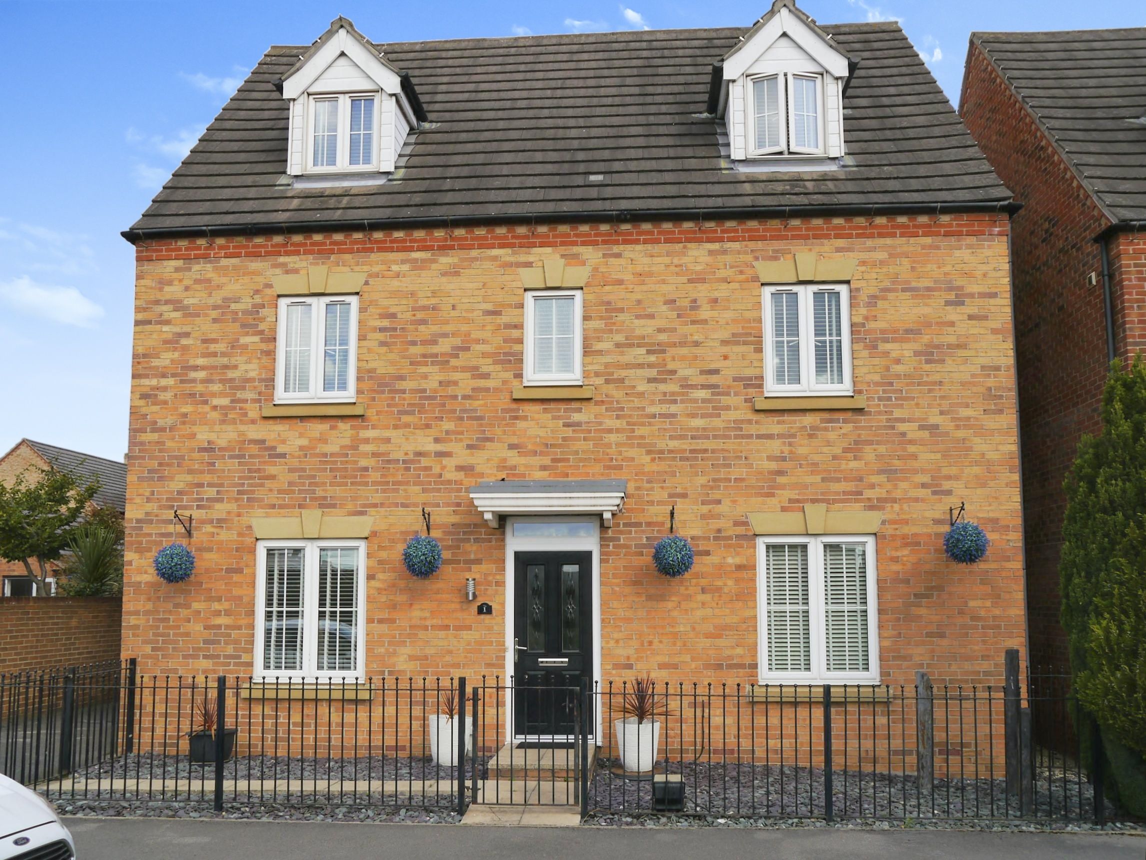 4 bed detached house for sale in Denbigh Avenue, Worksop S81 Zoopla