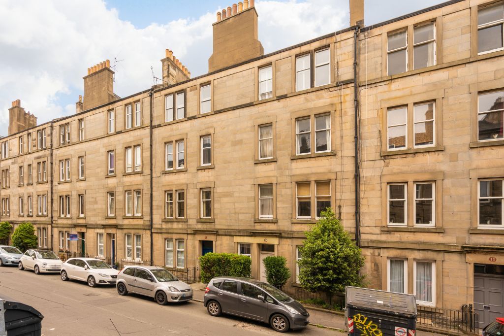 7 1F2, Roseburn Place, Edinburgh EH12  