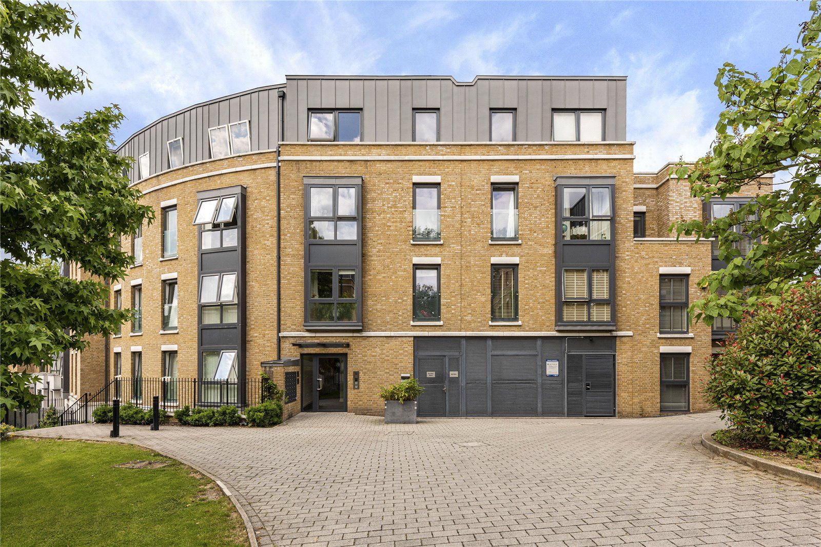 Loxford Gardens, Highbury, London N5  