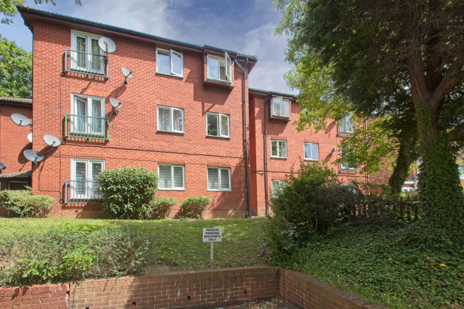 2 bed flat for sale in Deans Gate Close, London SE23 Zoopla
