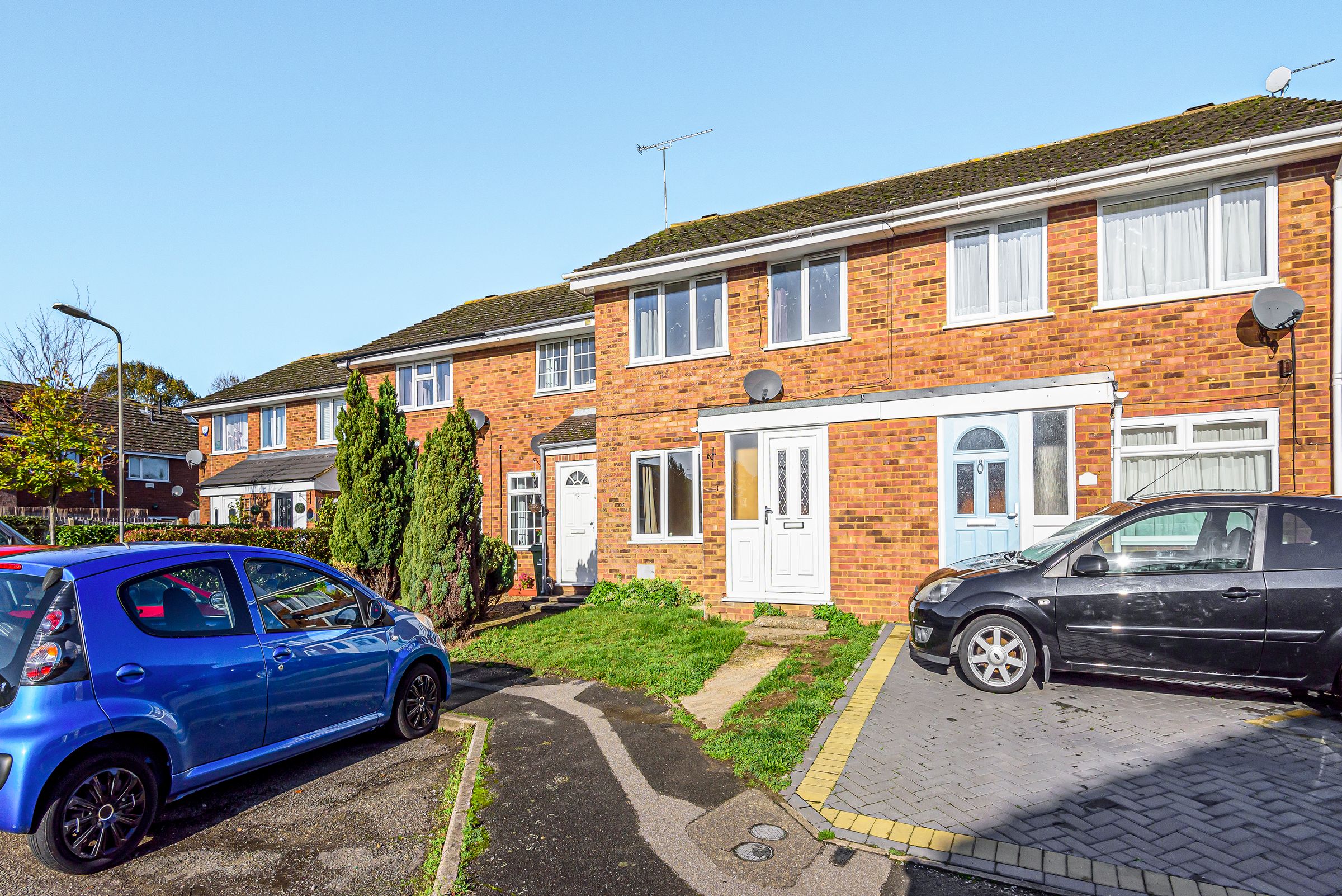 3 bed terraced house for sale in Holland Way, Newport Pagnell MK16 Zoopla