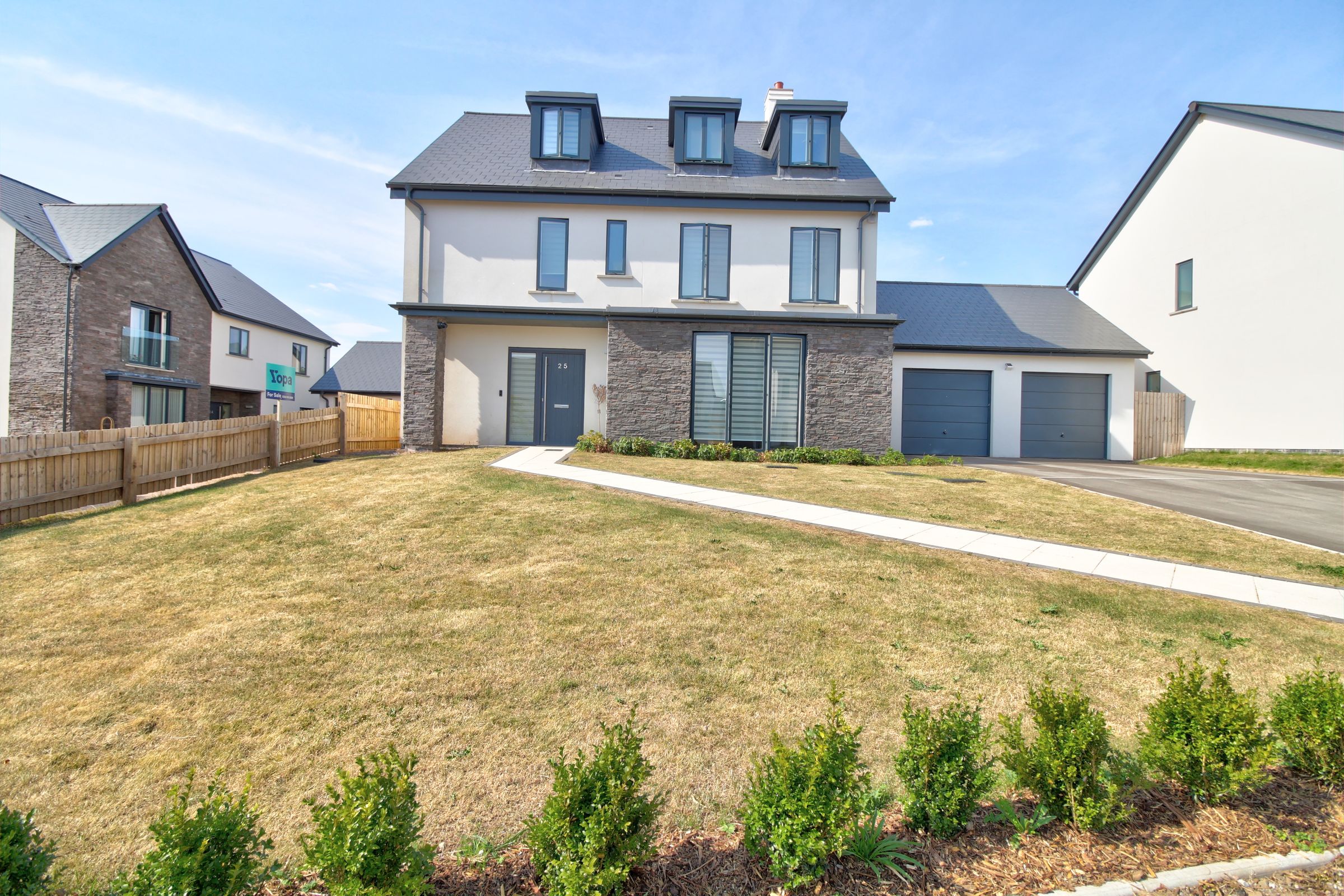 5 bed detached house for sale in Cottrell Gardens, Bonvilston, Cardiff
