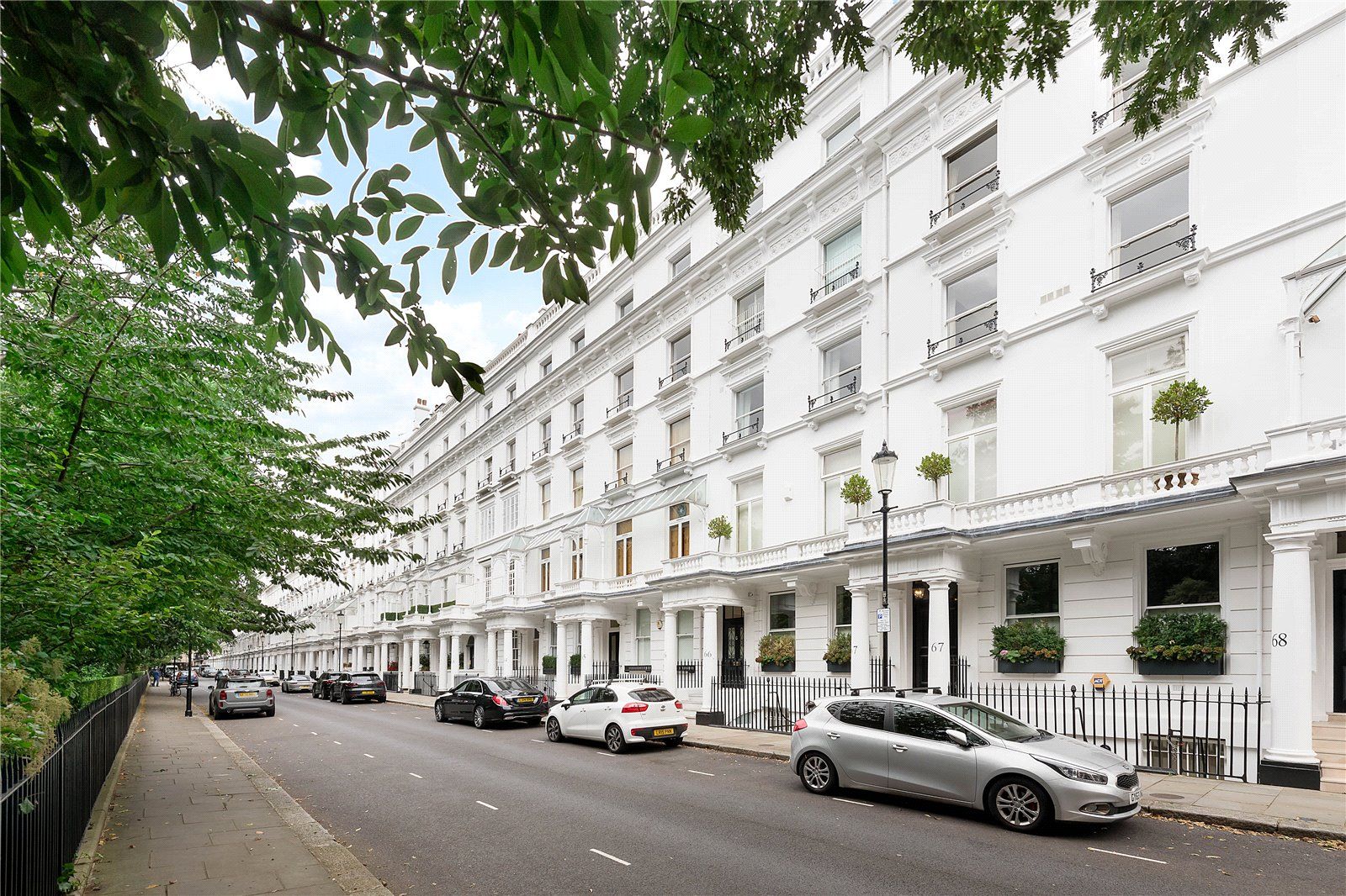 3 bed flat for sale in Cadogan Place, London SW1X Zoopla