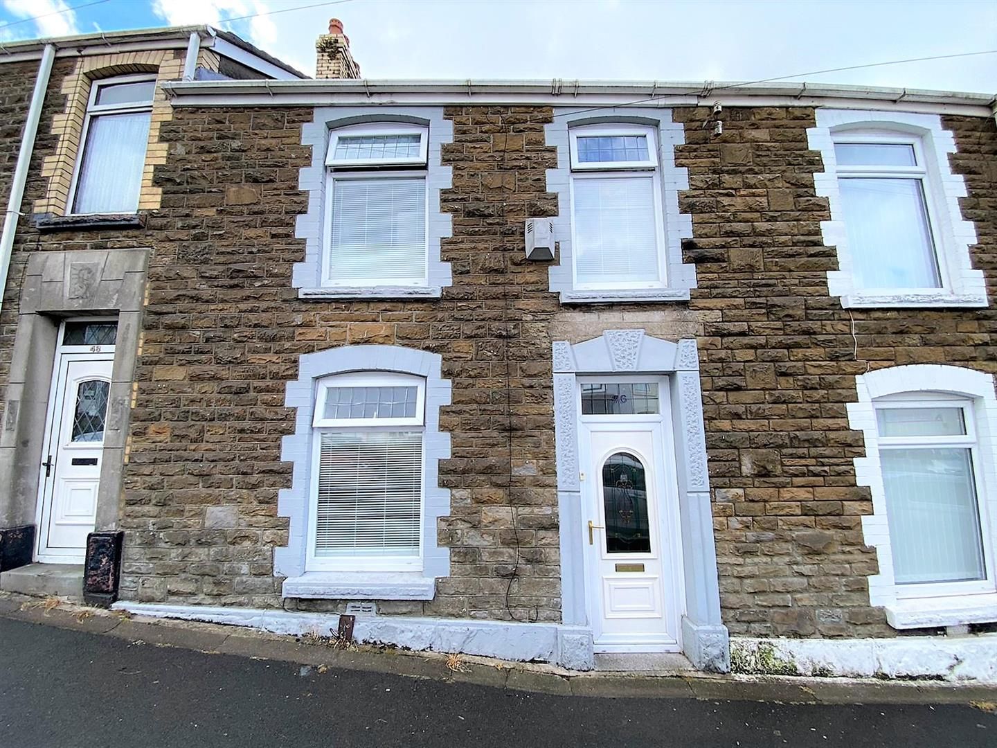 4 bed terraced house for sale in Ravenhill Road, Ravenhill, Swansea SA5