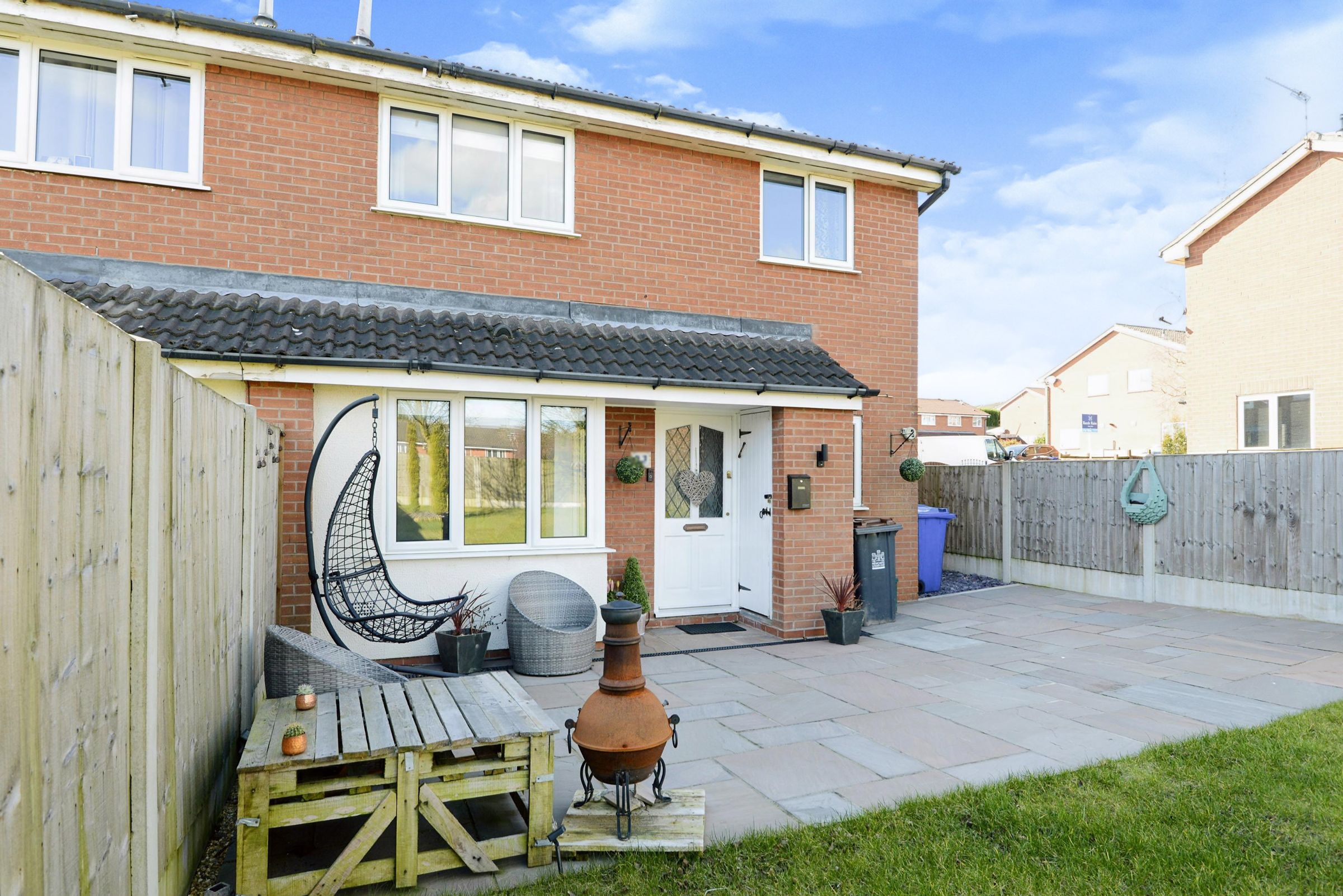 2 bed semidetached house for sale in Cresswell Avenue, Newcastle