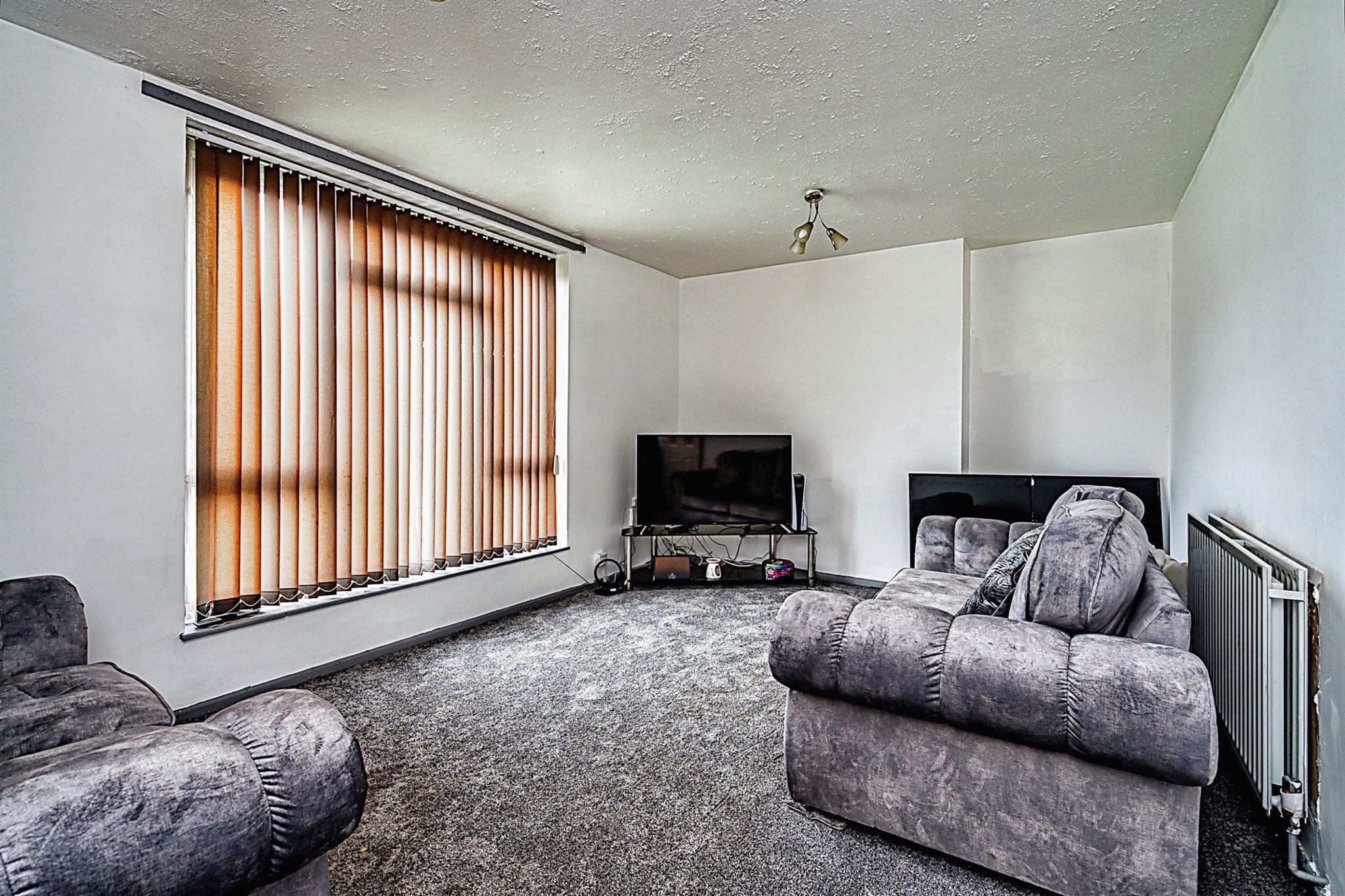 2 bed flat for sale in Gads Green Crescent, Dudley DY2 Zoopla