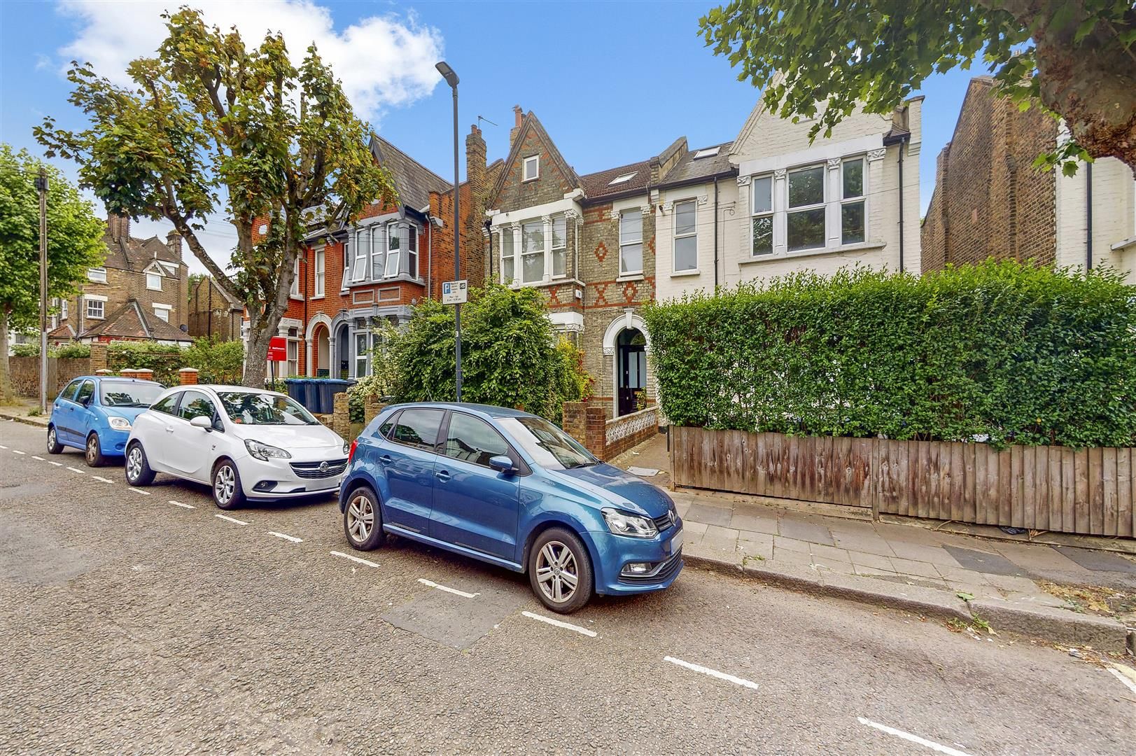 2 bed flat for sale in Greenhill Road, London NW10 Zoopla