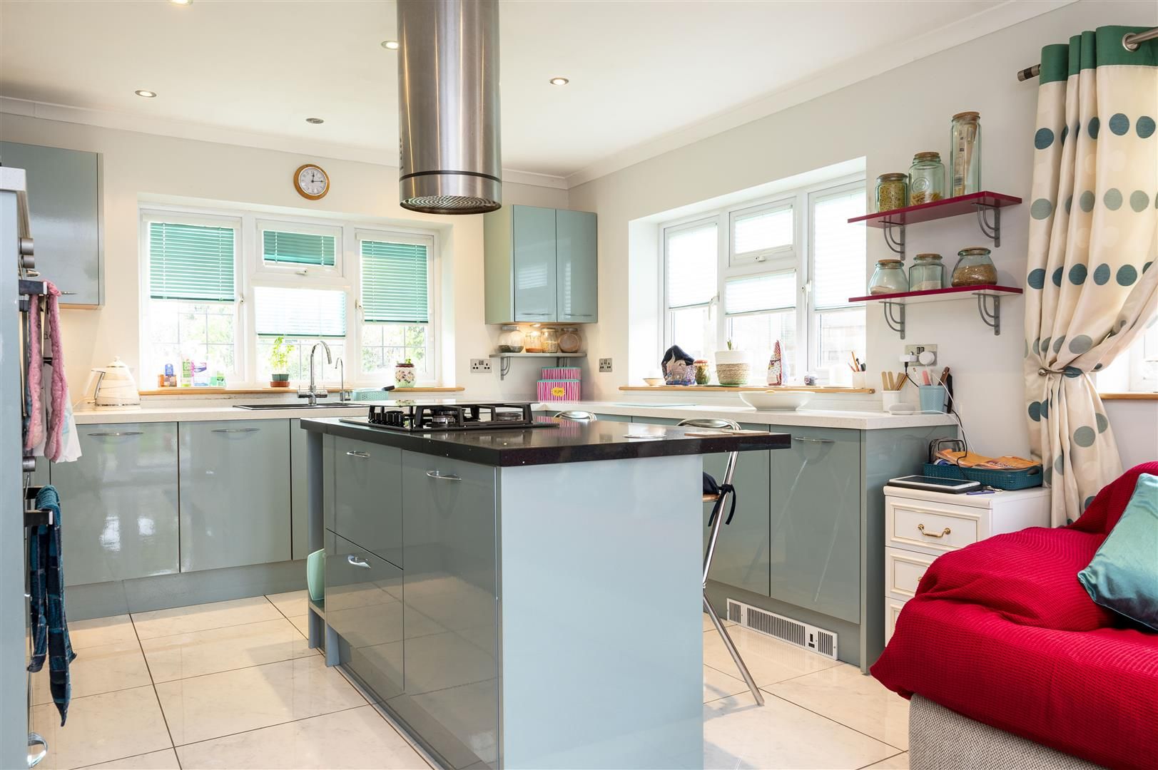 2 bed detached bungalow for sale in Gorse Close, BourtonOnTheWater, Cheltenham GL54 Zoopla