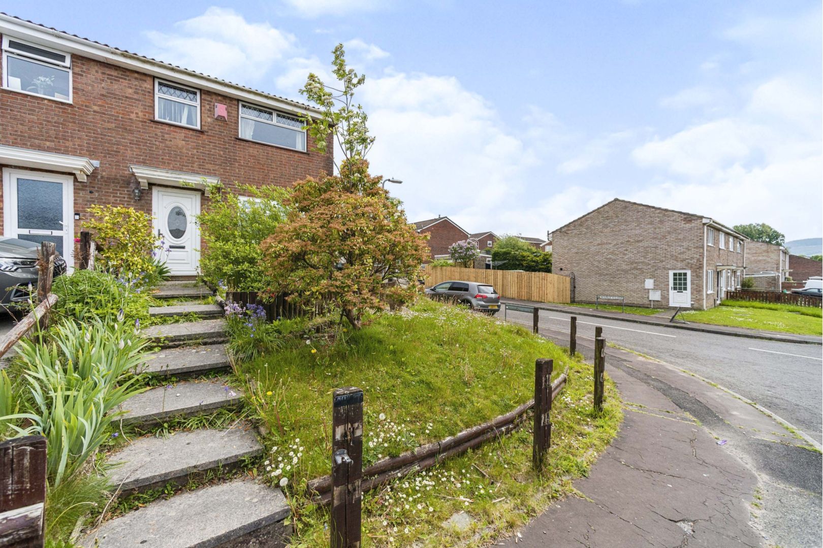 3 bed semidetached house for sale in Mackworth Drive, Cimla SA11 Zoopla
