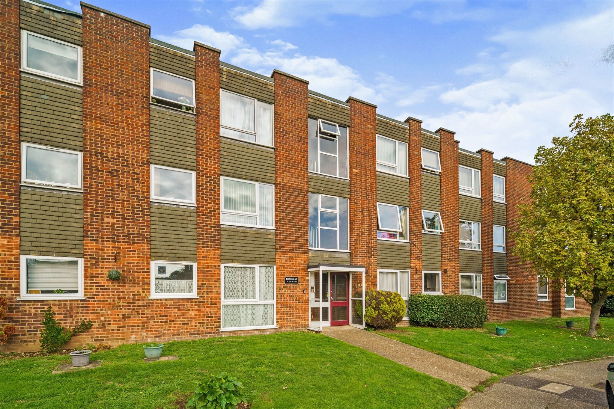 2 bed flat for sale in Buryholme, Broxbourne EN10 Zoopla