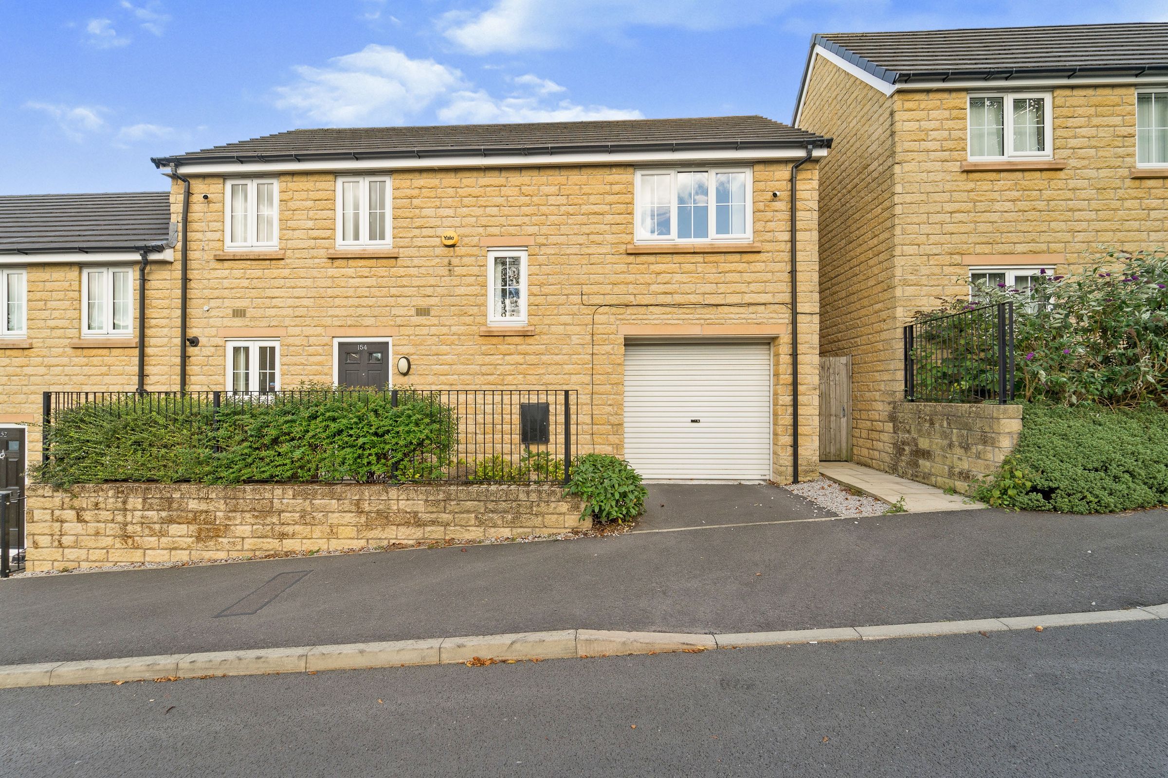 3 bed end terrace house for sale in Branch Road, Burnley, Lancashire