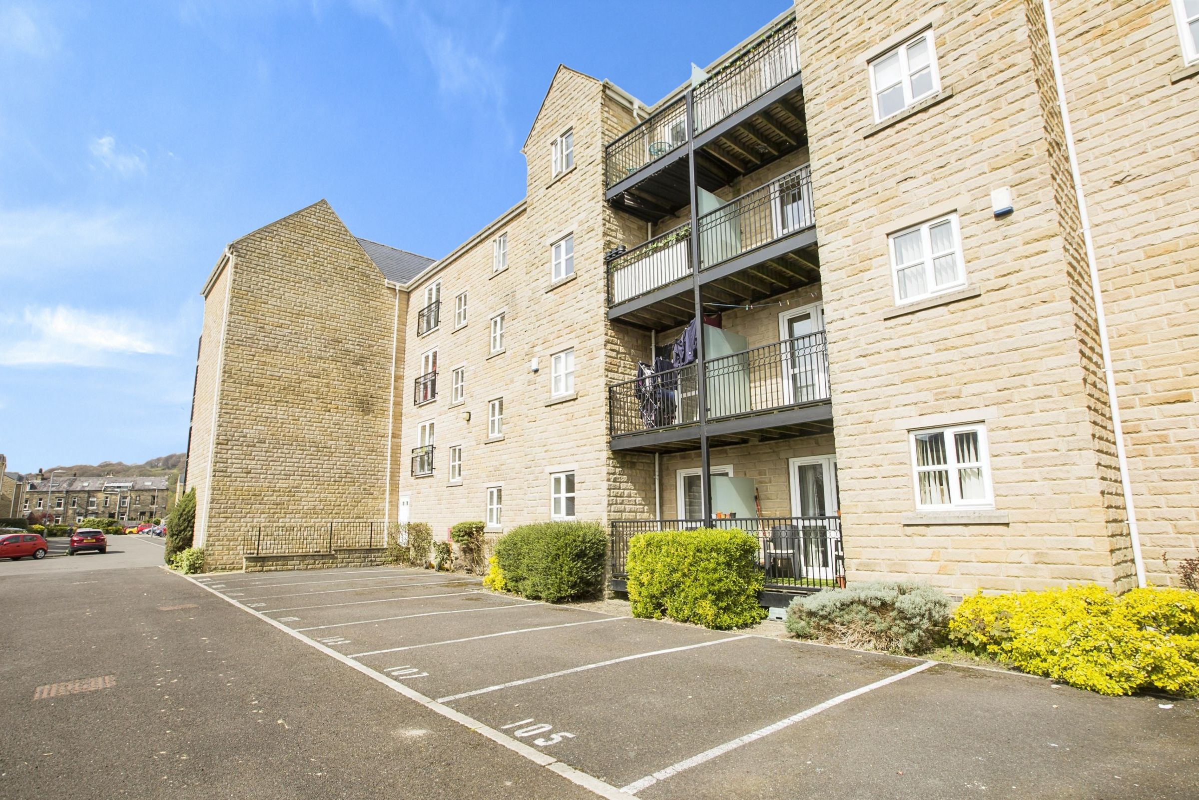 2 bed flat for sale in Longfellow Court, Mytholmroyd, Halifax HX7 Zoopla