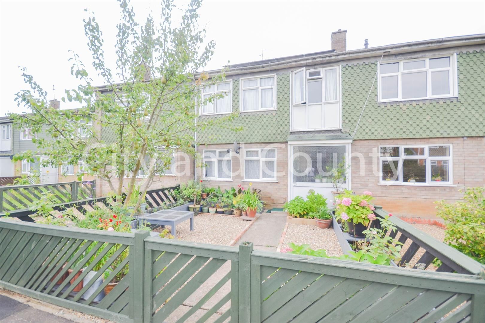 3 bed terraced house for sale in Dingley Court, Ravensthorpe