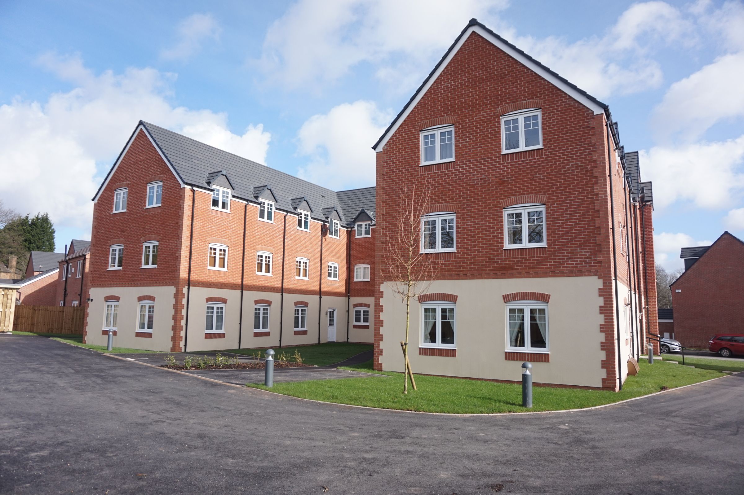 New home, 2 bed flat for sale in Martineau Drive, Harborne B32 Zoopla