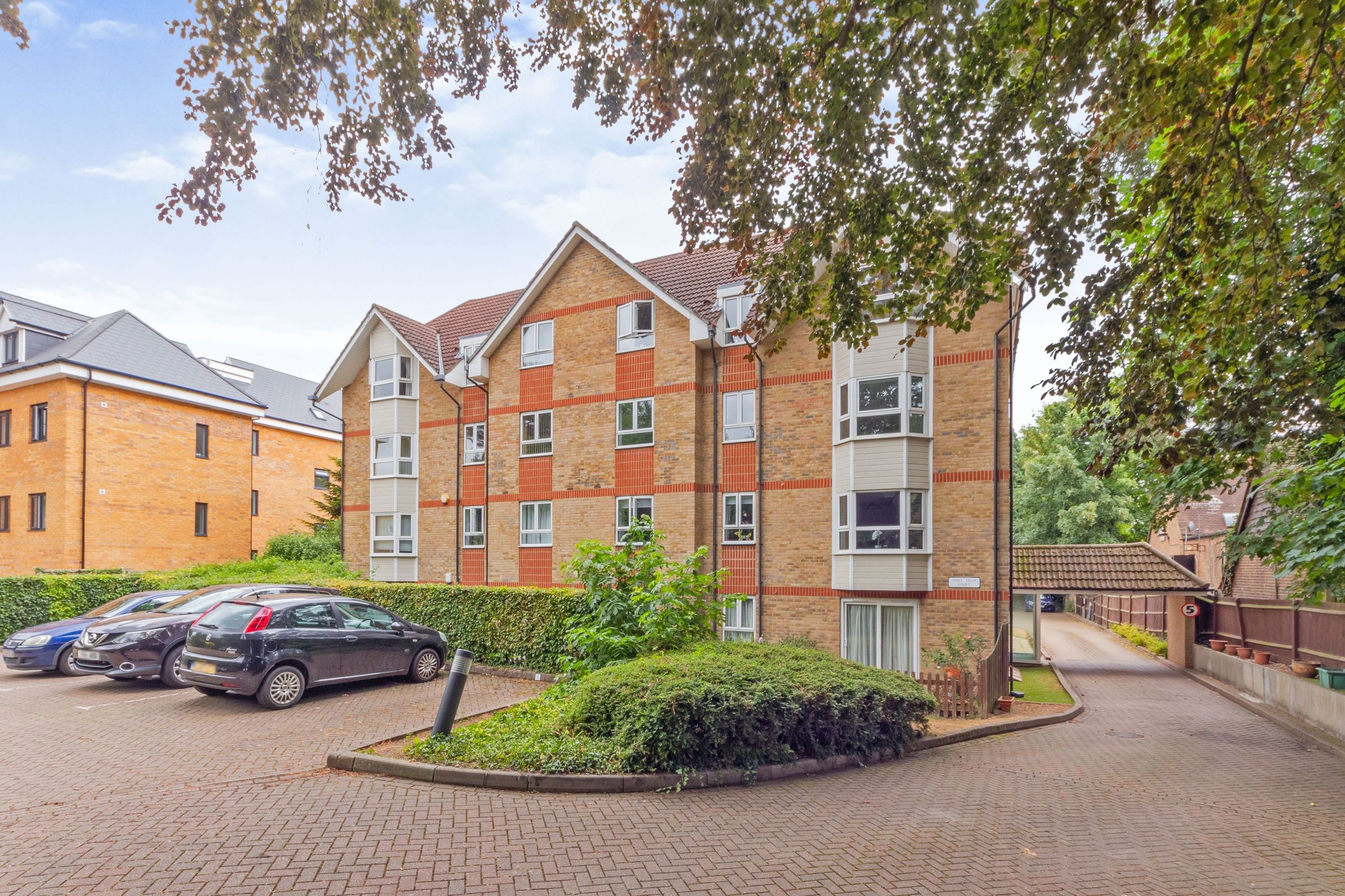 2 bed flat for sale in London Road, Maidstone ME16 Zoopla