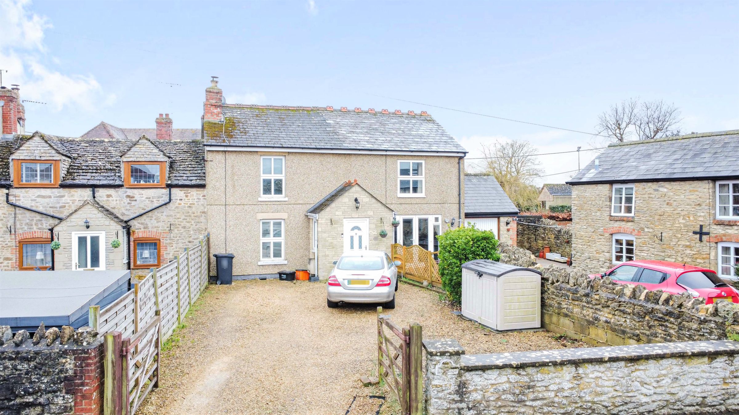 4 bed end terrace house for sale in The Green, Highworth, Swindon SN6