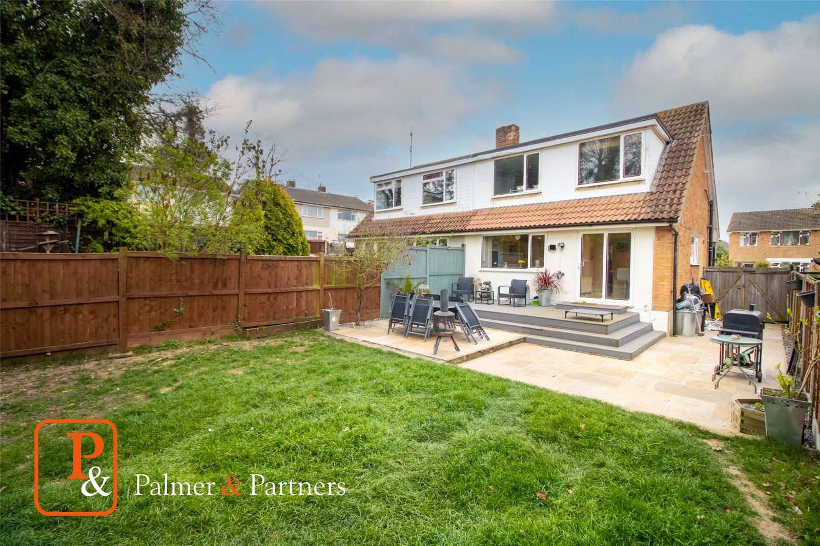 3 Bed Semi detached House For Sale In Broadlands Way Colchester Essex 